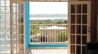 West Coast Apartments - 3-Star
