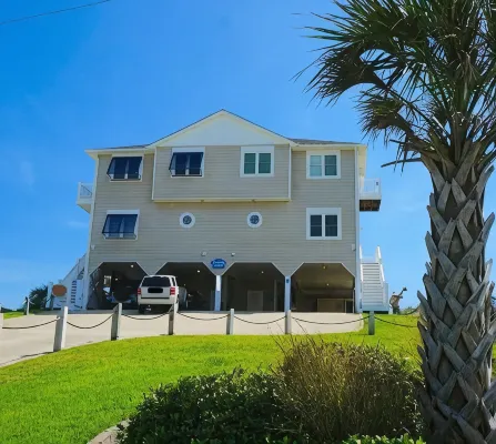 OCEANFRONT with Amazing Views - Balcony