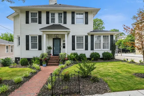 Elegant Colonial, Heart of Downtown - Homestays