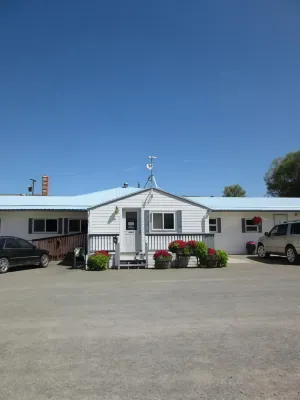 Baker City Motel & RV Hotels near Baker City Mini-Loop