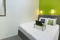 Urbanview Don Juan Pondok Gede by RedDoorz Hotels in Pondok Melati