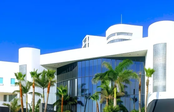 桑切斯套房酒店