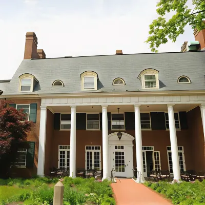 Andover Inn Các khách sạn ở Lawrence