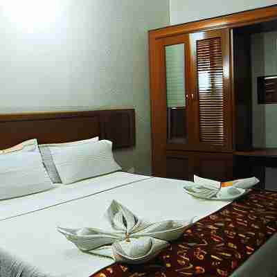 Hotel Theni International Rooms