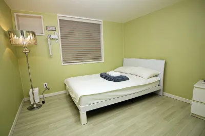 Busan Guest House Urban Hotell i Suyeong-gu