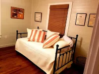 Clemson Memorabilia House Hotels in Pendleton