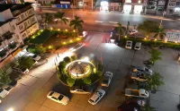Hotel Mandalay - parking