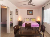 South Cairns Resort Hotels in Earlville