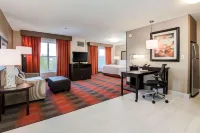 Homewood Suites by Hilton Long Island-Melville Hotel di Plainview