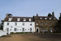 The French Partridge, Hotels in Olney