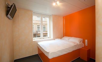 EasyHotel Budapest Oktogon