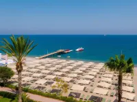 L'Oceanica Beach Resort Hotels in Çamyuva