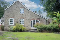 The Stables - 2 Bedroom Cottage - Princes Gate Hotels near The Malthouse