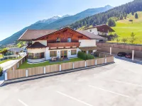 Plush Apartment with Mountain Views Hotels in der Nähe von Berg Restaurant Eisgrat