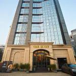The Eliot Hotel & Banquet