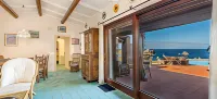 Costa Paradiso Resort فنادق في Trinita dʼAgultu