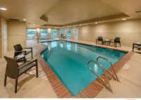 Holiday Inn Express & Suites Red Bluff-South Redding Area