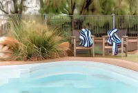 Saltbush Retreat Hotels in Longreach