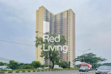 RedLiving Apartemen Tamansari Panoramic - Anwar Rental Отели рядом с достопримечательностью «Museum Nike Ardilla»