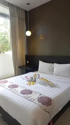 Cendana Co Living Solo Baru Hotel dekat Luwes Gentan Park