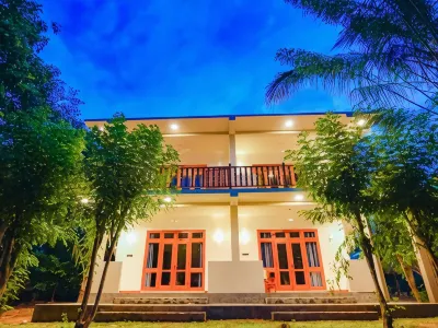 River Cottage Hotels in Buttala