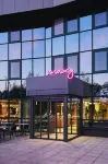 Moxy Annecy Hotel berhampiran Notre-Dame de Liesse