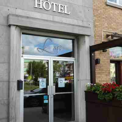 Gîte le 812 Hotel Exterior