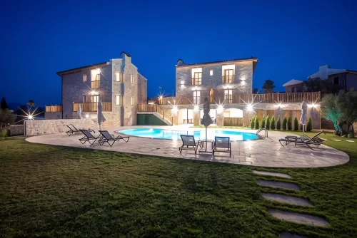 Zeyt Inn Hotel