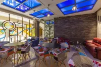 Green Palace Hotel Hotels in Garni