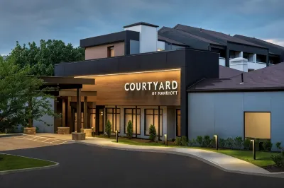 Courtyard Norwalk Hotels in Norwalk