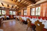 Bruggerhof - Camping, Restaurant, Hotel Các khách sạn ở Kirchberg in Tirol