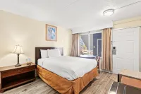 Ocean 5 Hotel - Motels