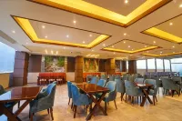 Hotel Holy Vivasa - Desayuno