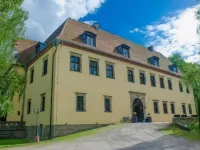 Pałac Krobielowice Hotels in Wroclawski