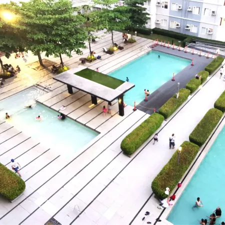 Butler's Bnb (E) Trees Residences Qc Phil Отели рядом с достопримечательностью «СМ City Fairview»