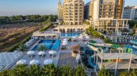 J'Adore Deluxe Hotel & Spa