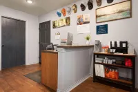 Eagle's Den Suites Cotulla a Travelodge by Wyndham