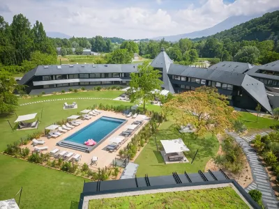 Miura Hôtels à : La Motte-Servolex