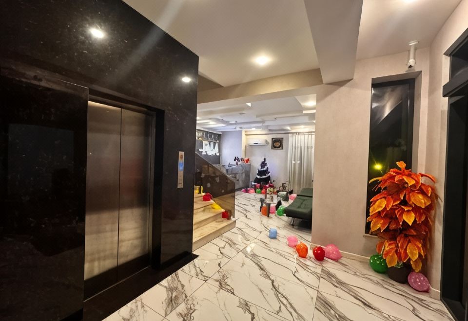 2. 로열 메리디언 ..