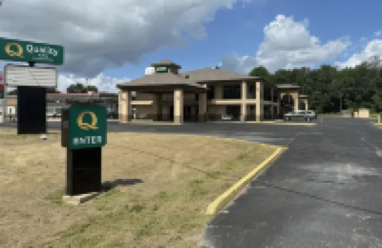 Quality Inn 艾倫縣酒店