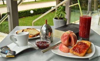 Alexakis Hotel & Spa