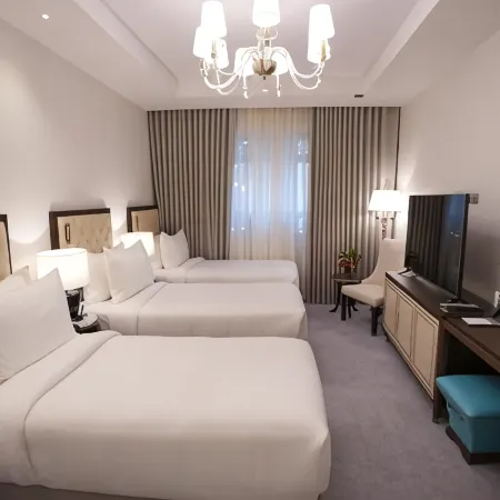 Peninsula Worth Hotel