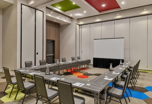 포 포인츠 객실 내부