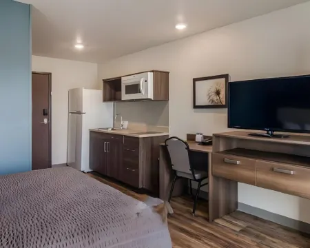 WoodSpring Suites Downers Grove - Chicago Hotels in DuPage County