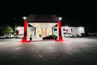 Econo Lodge - Bãi đậu xe