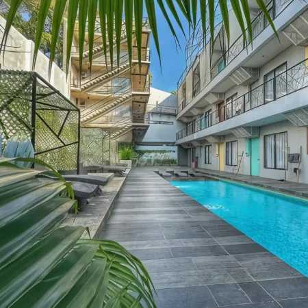Zenvea Hotel