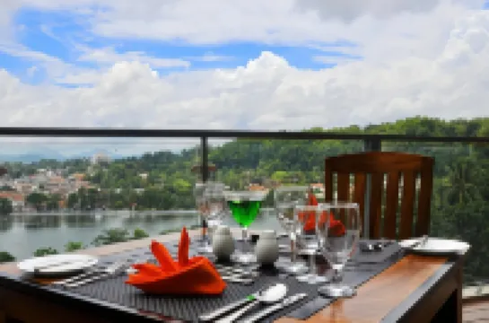 Oak Ray Heritage Hotel