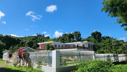 Pacific Paradise Villa Hotels in Viti Levu