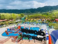 Chomview Resort Hotels near Lanta Monkey School