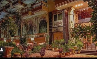 Omer Elkhaiam Hotel